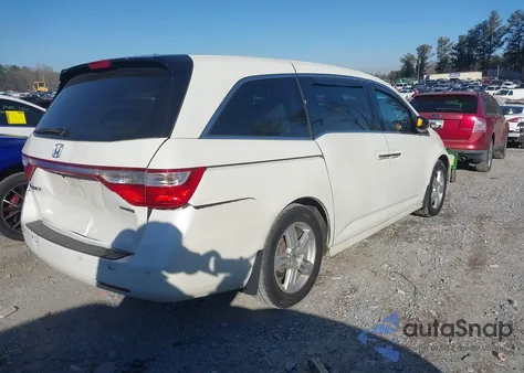 2013 Honda Odyssey Touring/Touring Elite from USA, damaged, VIN 5FNRL5H96DB047748